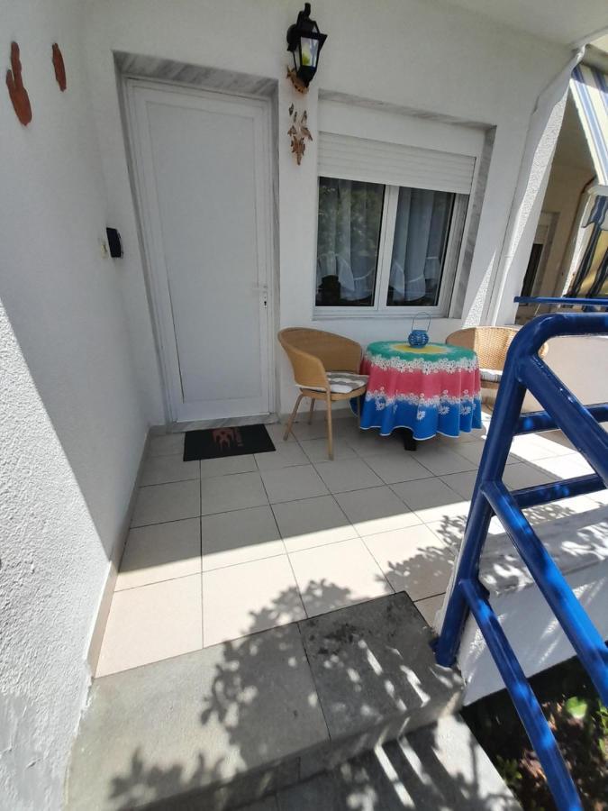 Maisonette Basilissa Nea Poteidaia Eksteriør billede